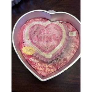 Vintage Wilton Heart Be Mine Cake Pan Mold 502-2790